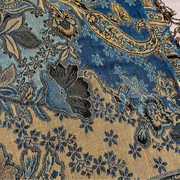 Elegant Paisley Blue and Gold Scarf Scarves - Picture 9 of 9